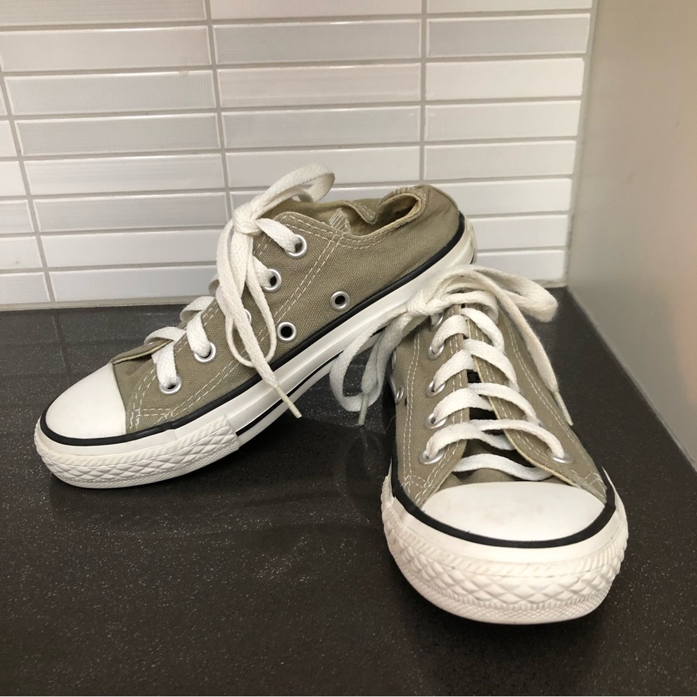 Converse Chuck Taylor Low Top